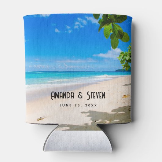 美しい晴れた熱帯のビーチ結婚式の写真 缶クーラー (裏面)