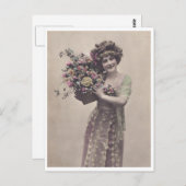 美しい服を着たレトロの若い女性 ポストカード (正面/裏面)