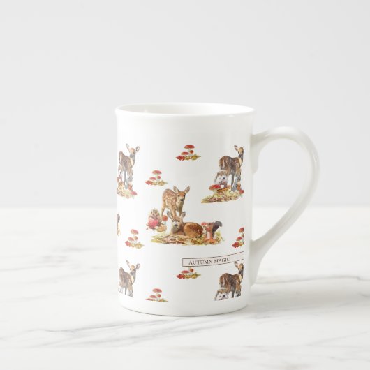 美しい森の動物の秋のアートパターン ボーンチャイナマグカップ (右)