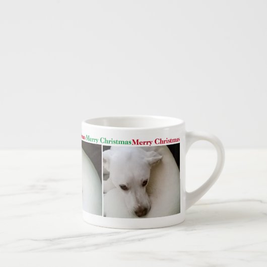 美しい極可愛い白い子犬のクリスマス エスプレッソカップ (右)