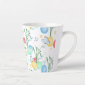 美しい水エレガント色のイースターパターン カフェラテマグ (右)