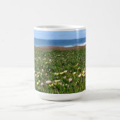 美しい沿岸の花海 – 紅茶/コーヒーマグ コーヒーマグカップ (中央)