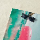 美しい海に浮かぶピンクフラミンゴ ビーチタオル (インサイチュ)