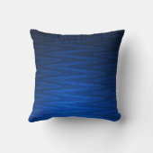 美しい深いブルージグザグパターン クッション (裏面)