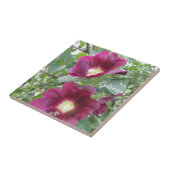 美しい深い赤い花と緑離れの タイル (側面)