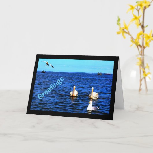 美しい湖のWinnebagoからの挨拶 カード (黄色い花)