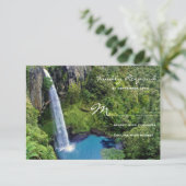 美しい滝の屋外ウェディングRSVPカード 出欠カード (スタンド正面)