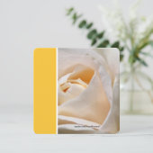 美しい白いバラの花の誕生日パーティー 招待状 (スタンド正面)