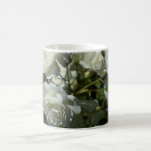 美しい白いバラ コーヒーマグカップ (中央)