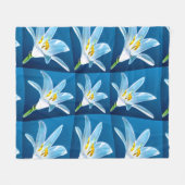 美しい白いユリ模様 フリースブランケット (正面(横))