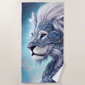 美しい白の装甲戦士ライオン ビーチタオル (正面)