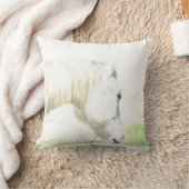 美しい白馬 クッション (ブランケット)