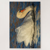 美しい白鳥と青い水 ジグソーパズル (縦)