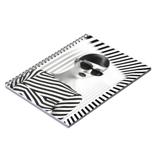 美しい白黒の女性アートポートレート ノートブック (左側)