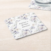 美しい紫とアイボリーとラベンダーの花のブライダルシャワー スクエアペーパーコースター (アングル)