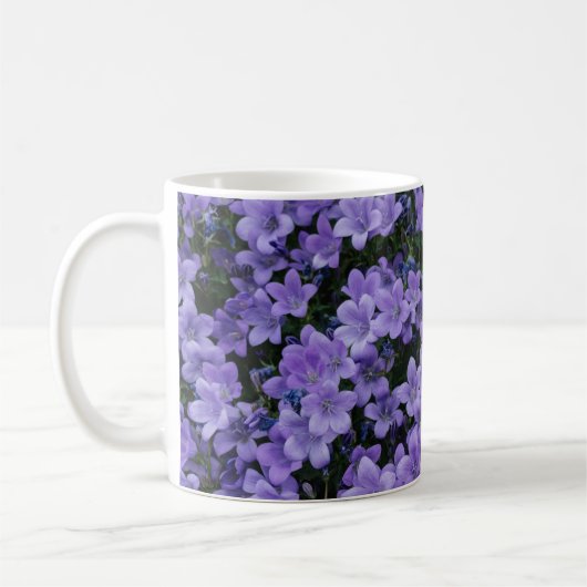 美しい紫の花のマグカップ コーヒーマグカップ (左)