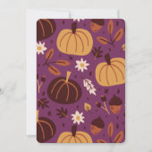 美しい紫色とオレンジ色のカボチャのパターン 招待状 (正面)