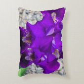 美しい紫色の虹彩 アクセントクッション (正面(垂直))