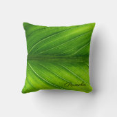 美しい緑の葉をパーソナライズ クッション (裏面)