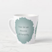 美しい脳の開花異なるレディーコーヒーマグ カフェラテマグ (左アングル)