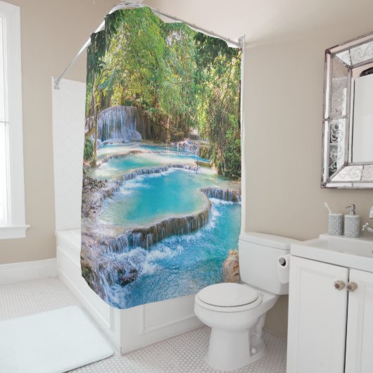 美しい自然の小さな森の滝 シャワーカーテン (インサイチュ)