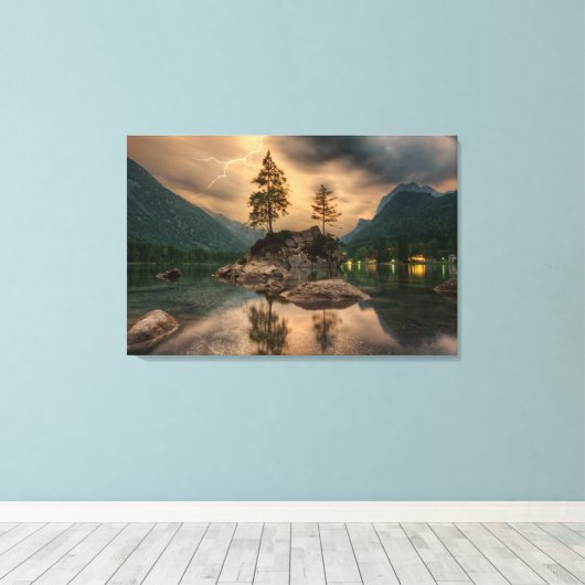 美しい自然レイクマウンテンズ大きい石ツリー キャンバスプリント (インサイチュ (ウッドフロア))