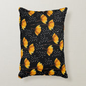 美しい花と水玉模様のイラストレーション アクセントクッション (正面(垂直))