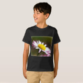 美しい花の花びらのロマンスのロマンチックなブライダル Tシャツ (正面フル)