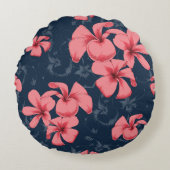 美しい花を咲かせた枕 ラウンドクッション (正面)