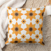 美しい茶色の花柄の枕 クッション (ブランケット)