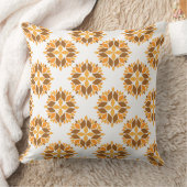 美しい茶色の花柄の枕 クッション (ブランケット)