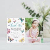 美しい蝶の女の子の誕生日写真 サンキューカード (スタンド正面)