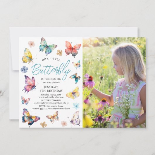 美しい蝶の水色ガールフォト誕生日 招待状 (正面)