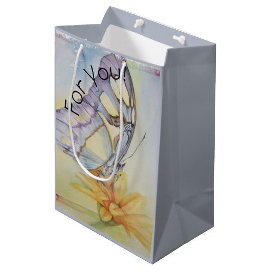 美しい蝶の黄色の花 ミディアムペーパーバッグ (正面アングル)