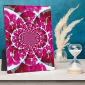 美しい赤いバラの額に白いクモ フォトプラーク (側面)