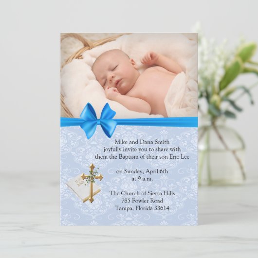 美しい赤ちゃんブルーダマスクの少年洗礼  招待状 (スタンド正面)