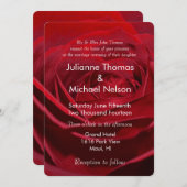 美しい赤のローズロマンチック結婚ズ 招待状 (正面/裏面)