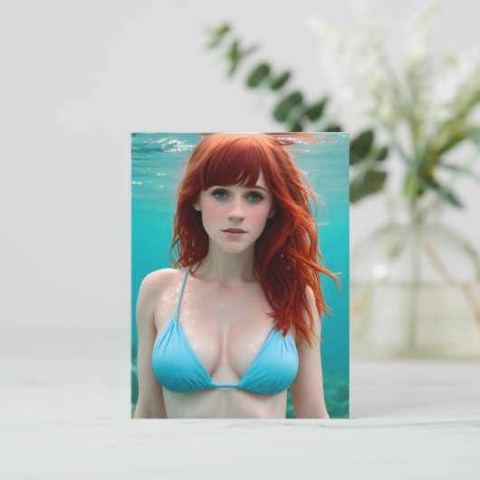美しい赤毛女性の水中撮影 ポストカード (スタンド正面)