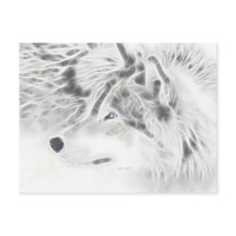 美しい銀製のオオカミ