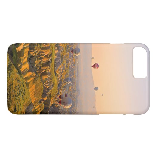 美しい険しい地形の上に熱気球 Case-Mate iPhoneケース (裏面(横))