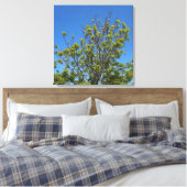 美しい青い空の写真の背の高い灰の木 キャンバスプリント (インサイチュ (寝室))
