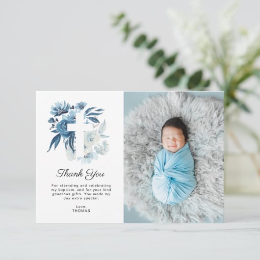 美しい青い花模様バプテスマ写真サンキューカード 招待状 (スタンド正面)