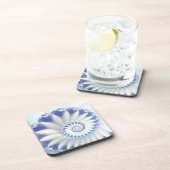 美しい青と白の海のシェルのフラクタル素晴らしルアート コースター (右側)