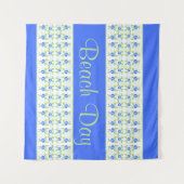 美しい青の白と柔らかい緑パターン（の模様が）ある タペストリー (正面(横))