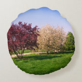 美しい風景と木 ラウンドクッション (裏面)