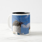 美しい風車はミコノス島に面している。 ツートーンマグカップ (正面左)