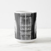 美しい馬とバーンブラックとホワイト コーヒーマグカップ (中央)