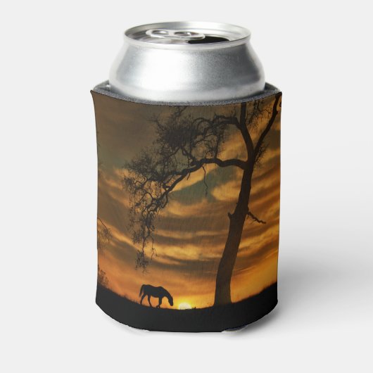 美しい馬と木の居心地の良いカップ 缶クーラー (缶裏面)