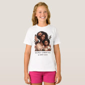 美しい黒い母と娘(9) Tシャツ (正面フル)