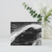 美しい黒と白の滝の風景の写真 ポストカード (スタンド正面)